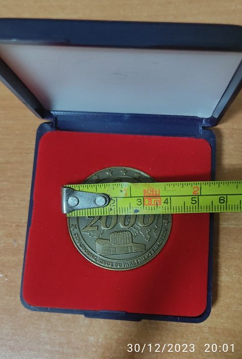 Medalha e moedas de colecção