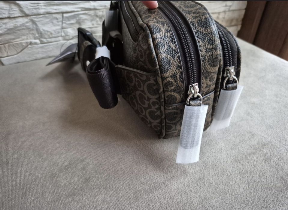 Saszetka Nerka Damska Guess