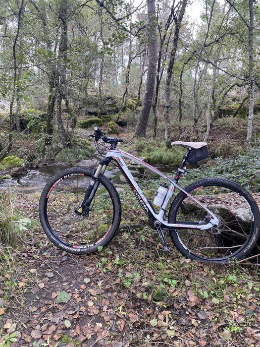 Bicicleta btt carbono olympia R29