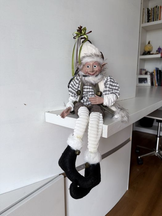 elf na pòłke świąteczny zimowy