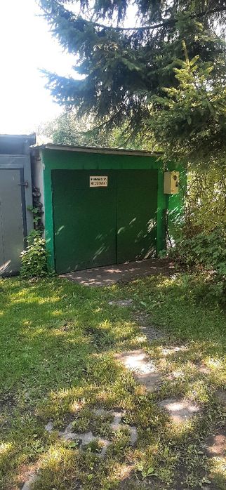 Sprzedam garaż murowany