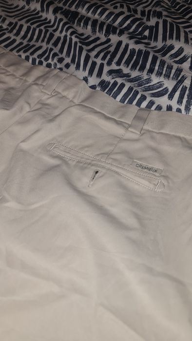 Calção/Bermuda bege masculina da Daniel Cremieux