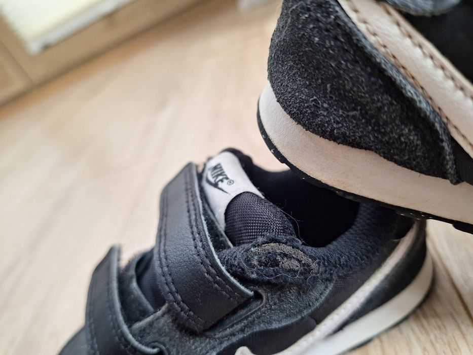 Buciki skórzane nike r. 25