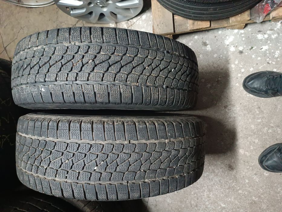 Opony Zimowe 235 65 R16C Firestone
