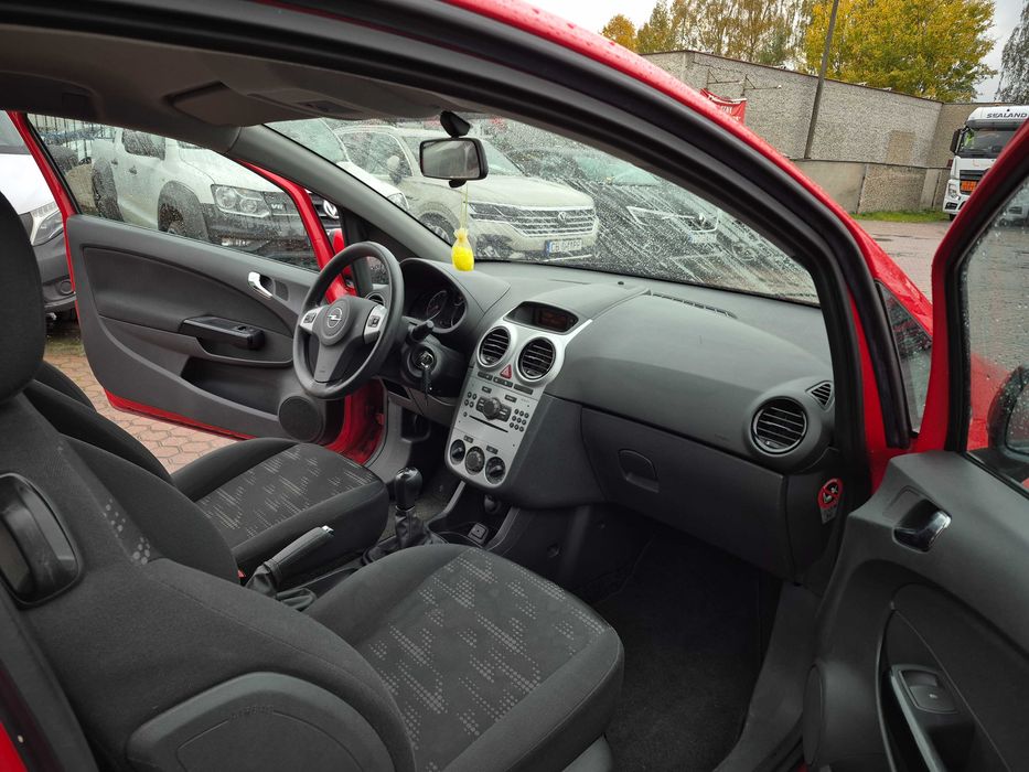 Opel Corsa 1,2 klima 2xkoła