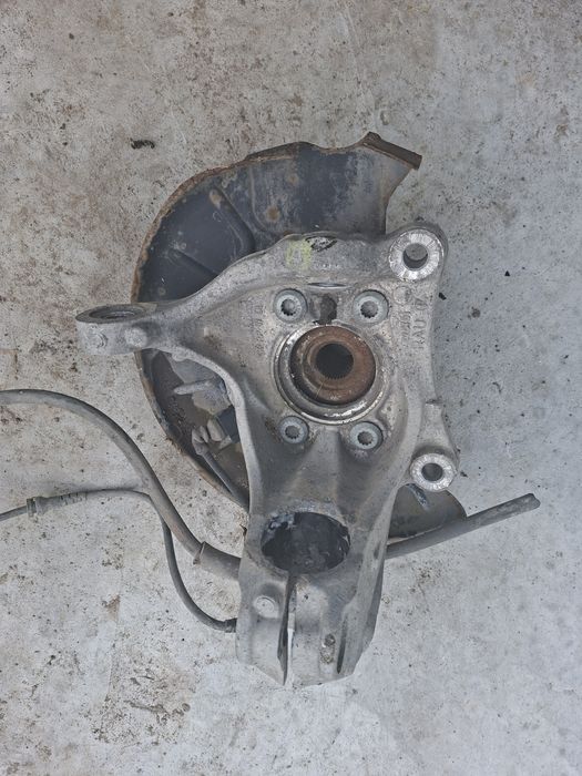 Zwrotnica piasta prawa lewa vw passat b6 1.9tdi 2.0tdi kompletna