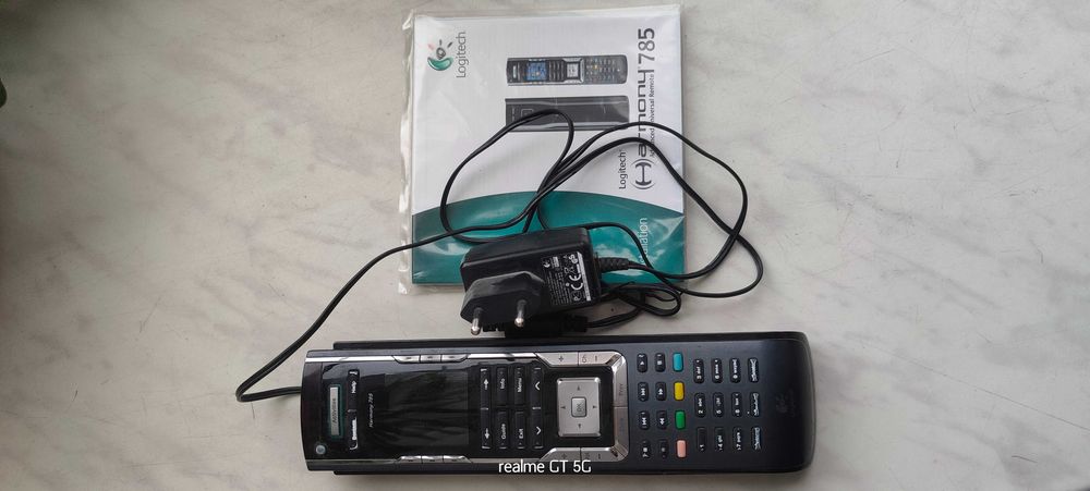 Пульт Logitech Harmony 785