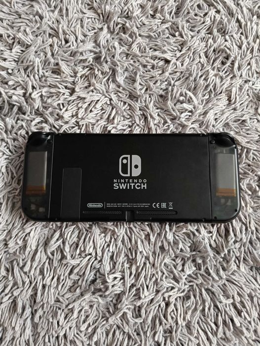 Nintendo Switch Pikachu edition