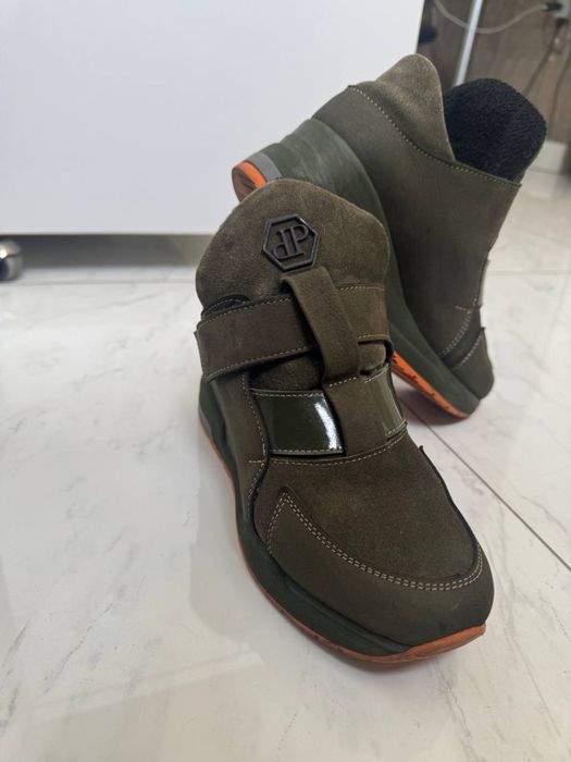 Женские кросовки р37 утепленные