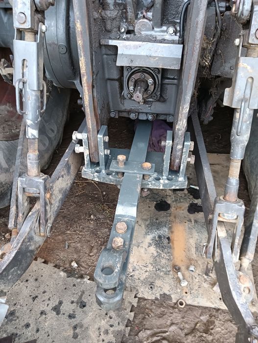 Zaczep dolny płyta Fendt 716 Vario.