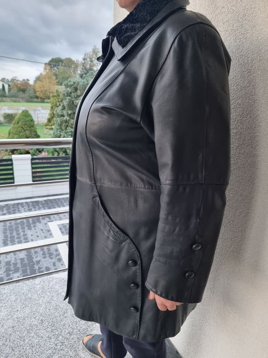 Czarna sķóra z miśkiem