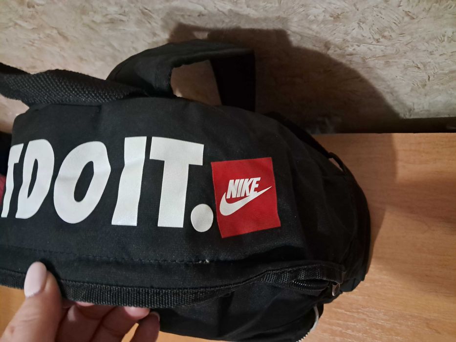 Рюкзак від Nike спортивний