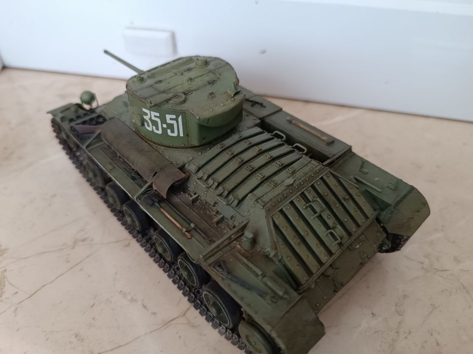 Модель танка Валентайн масштабная 1:35