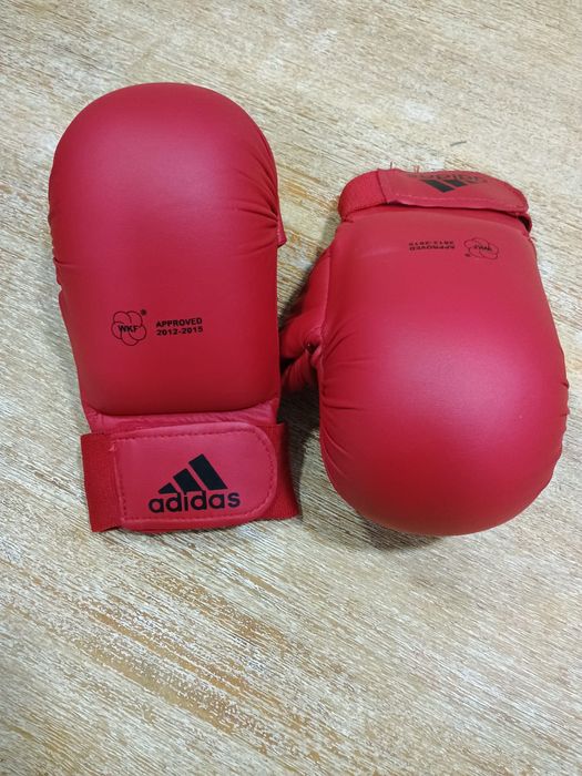 Luvas de kickboxe