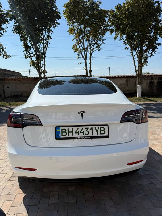 Продам тесла 3,2018 года