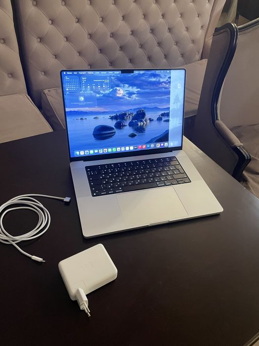 MacBook PRO M1, 16  A2485 Silver, 77 циклів, 98%.