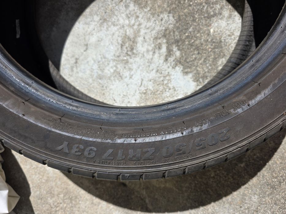 Pneu 205/50/17 kumho