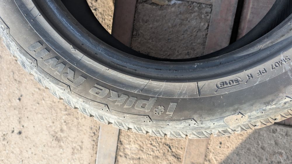 Зимова гума / зимові шини Hankook i*pike RW11