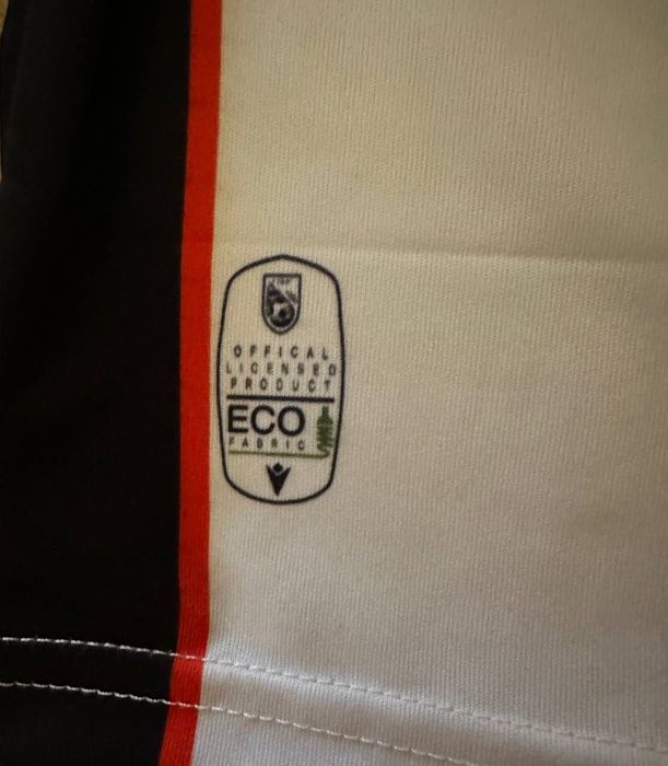 Колекційна футболка збірної Албанії