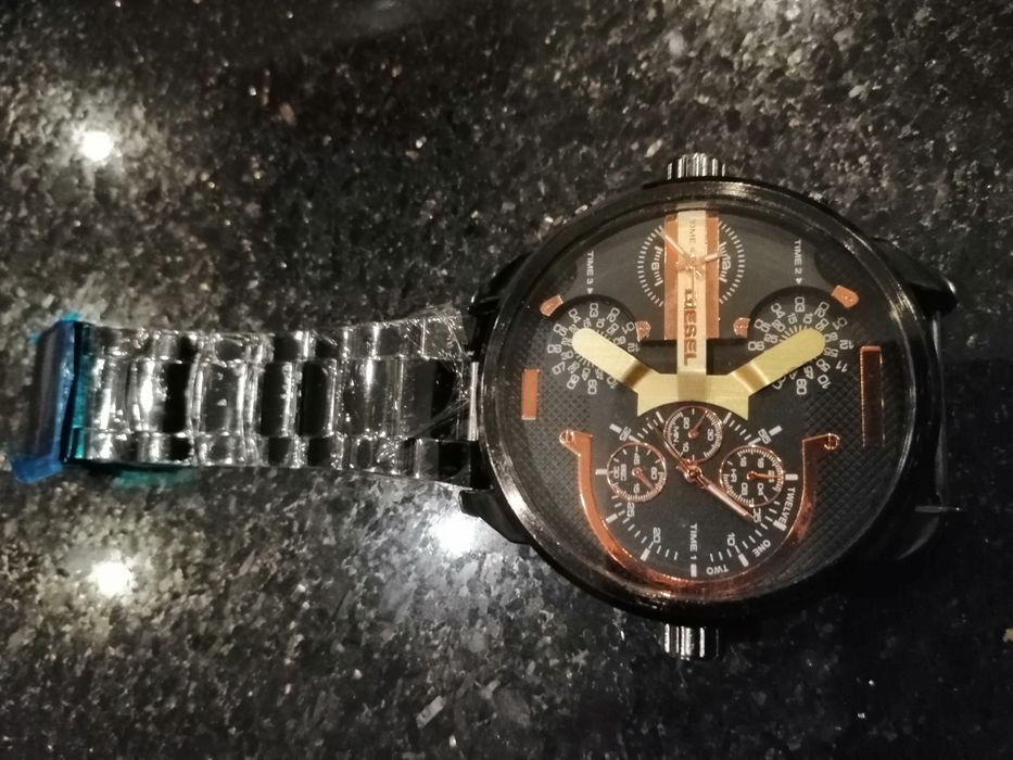 Zegarek Diesel metalowa obudowa