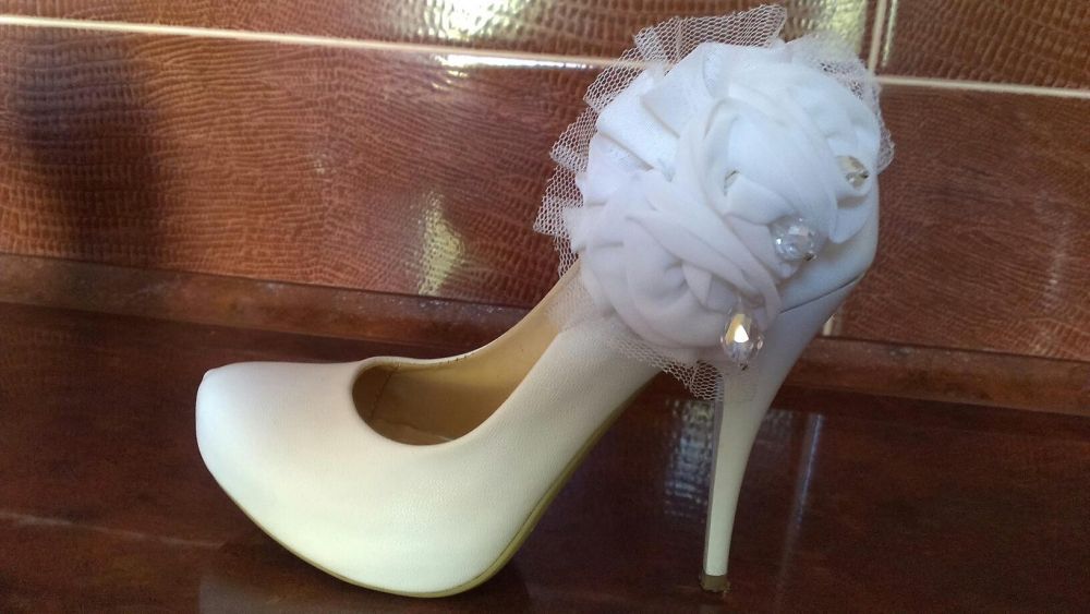 Продам туфли свадебные