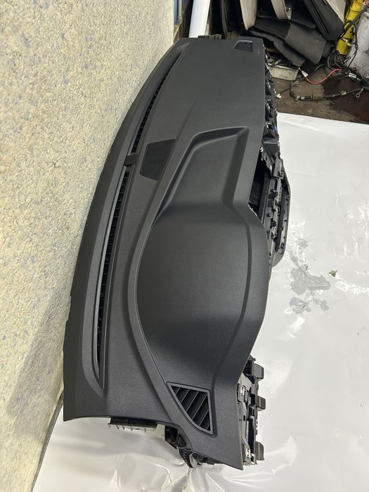 Торпедо Панель Airbag Vw Taos Таос США (21-24) USA 2GJ857003CFLG