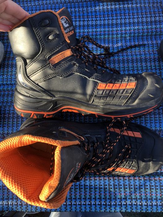 Робоче взуття з желізною вставкою