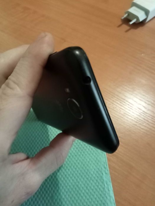 Телефон Huawei LUA-U22