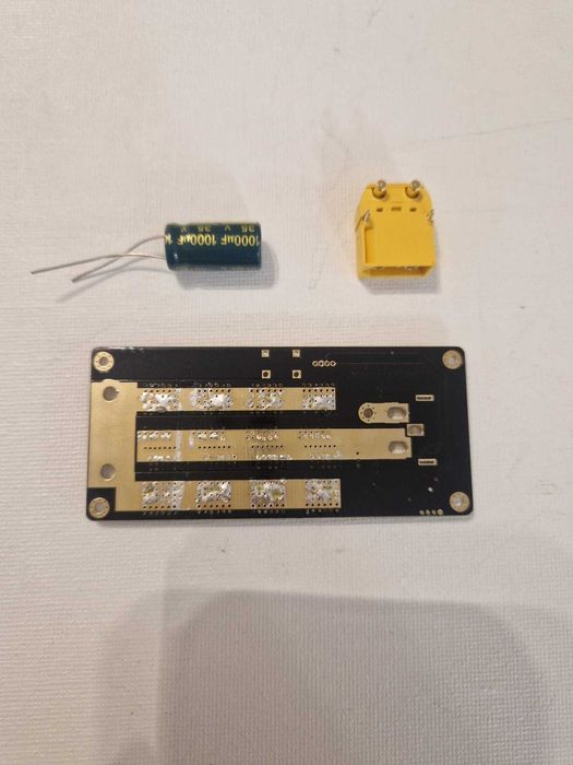 Płytka BIFRC DIY do przenośnego akumulatora 12 V