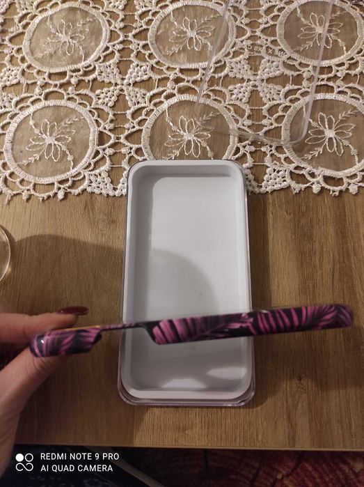 Etui na telefon Happy Plugs Slim Case Hawaiian Nights