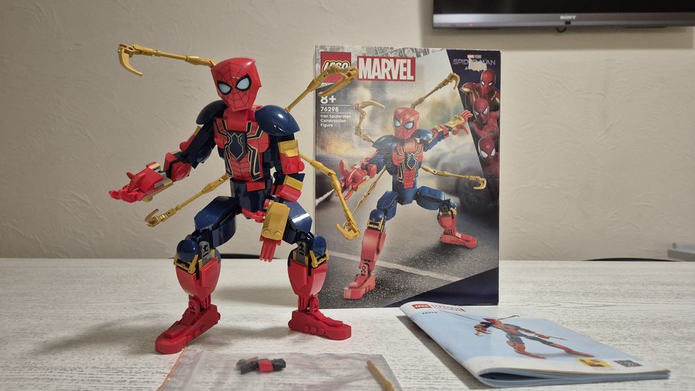 Продам Lego Marvel 76298 Фігура Людини павука