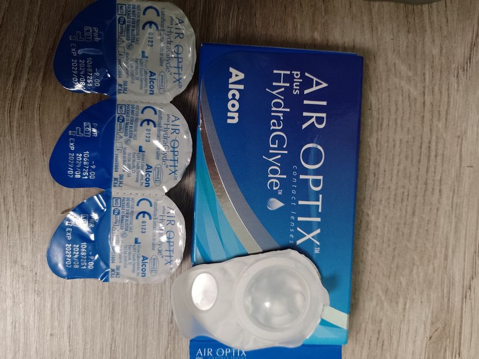 Контактні лінзи Air Optix -9