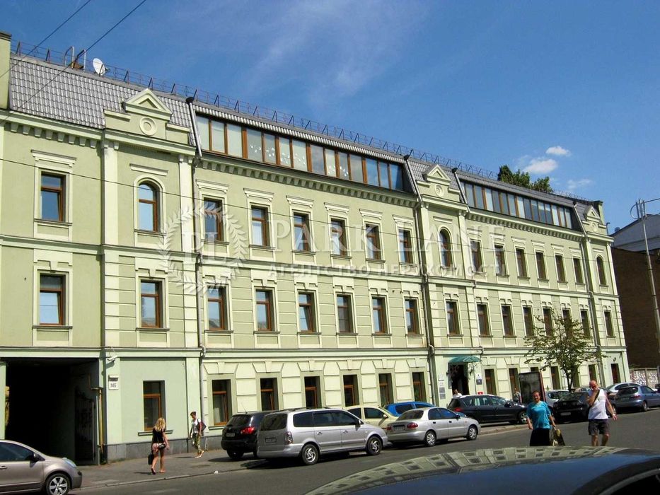 Оренда окремої будівлі 2215 м2. Центр. Жилянська. Під офіс, клініку.