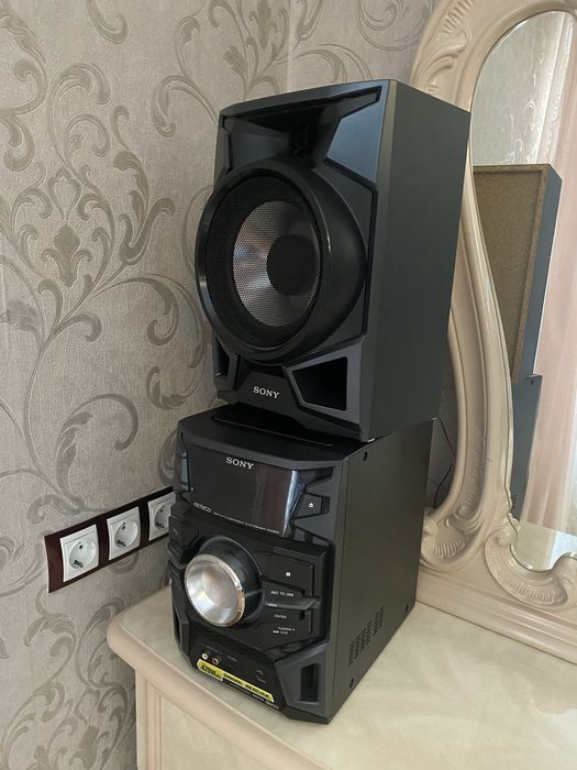 Музичний центр Sony MHC-EX900