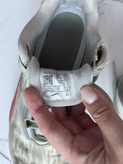 баскетбольні кросівки nike GT cut 40 розмір