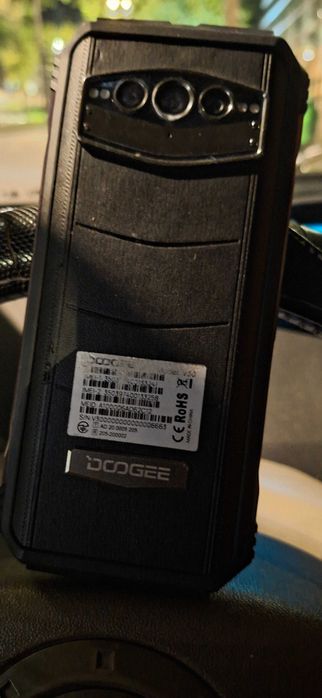 Doogee v30 8gb como novo