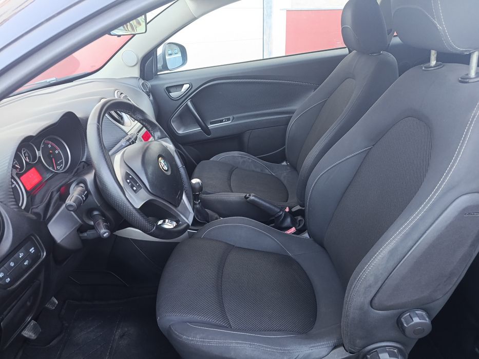 Alfa Romeo  MITO