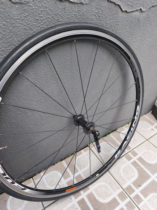 Rodas estrada fulcrum