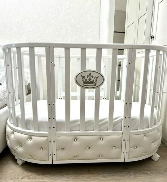 СрОчнО!!Детская кроватка с маятником в полном комплекте!!!