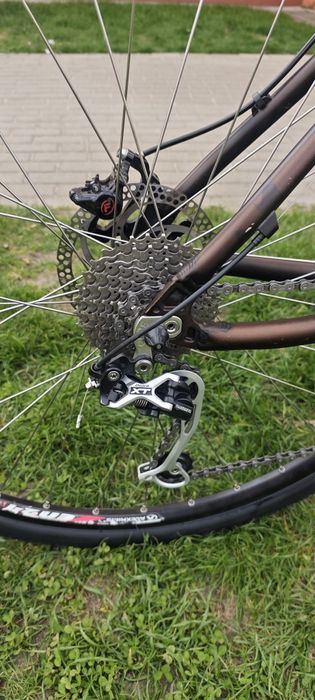 Rower trekkingowy firmy RODON