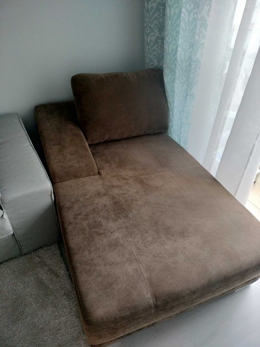Sofá com chaise long