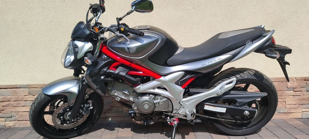 Suzuki gladius 650 ABS transport