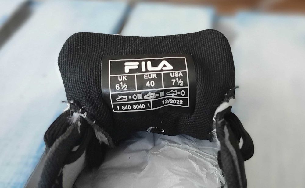 Nowe buty Fila Unisex 40