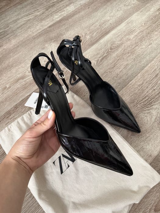 Туфлі на каблуку Zara