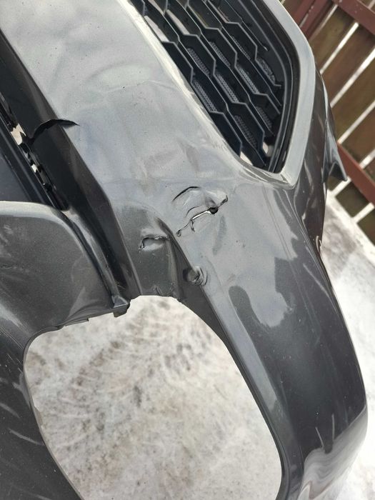 Zderzak przedni Ford Mustang VI 2015 - 2017 S550 + grill kolor J7