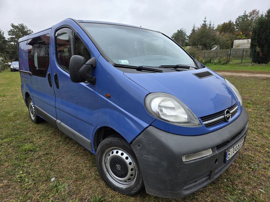 Opel Vivaro 1.9cdti 2005r 6osobowy