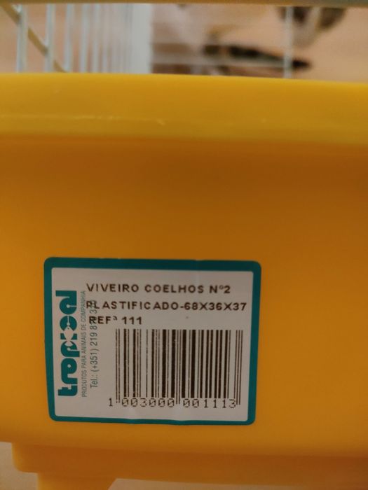 Porquinho da Índia e gaiola