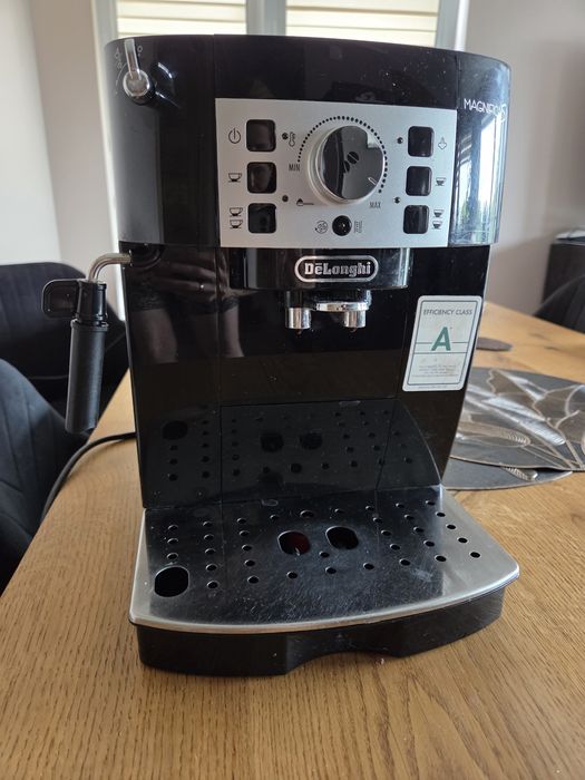 Ekspres Delonghi Magnifica S