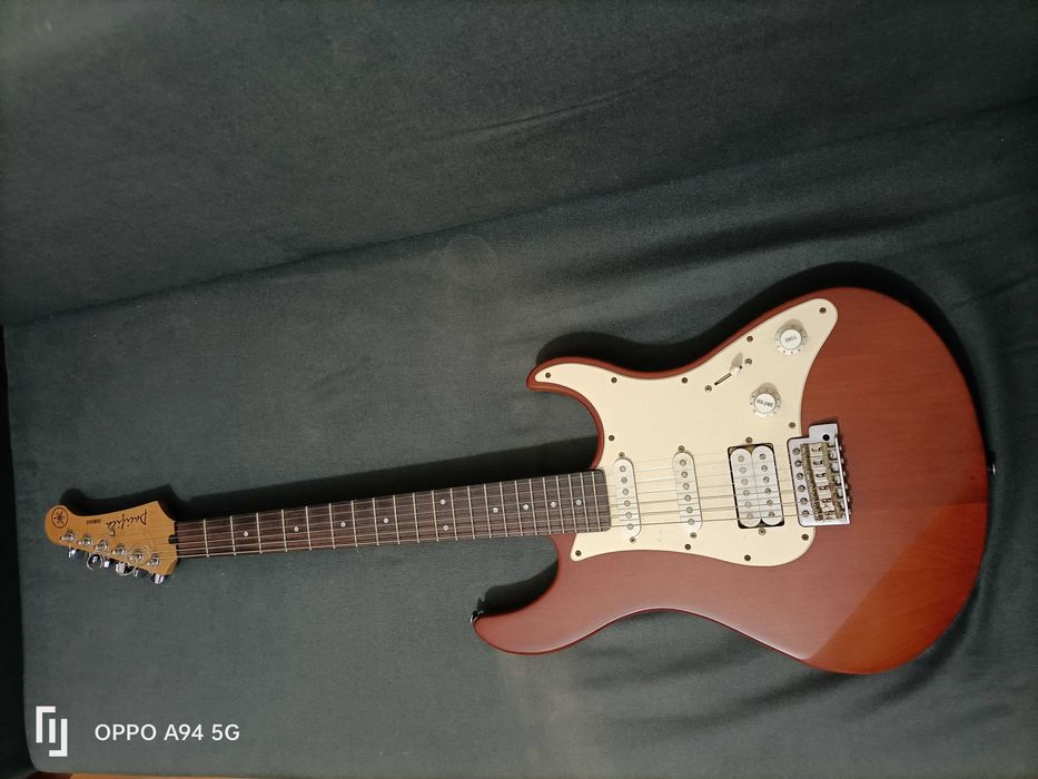 Guitarra Yamaha Pacifica