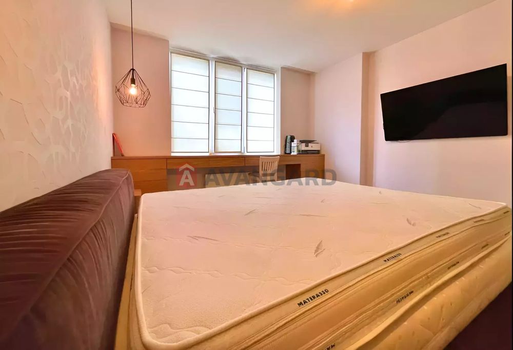 Продаж квартири з дизайнерським ремонтом у ЖК “4 Сезони” біля метро